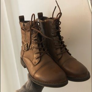 I.D. REQUIRED BRAND | Brown Combat Boots